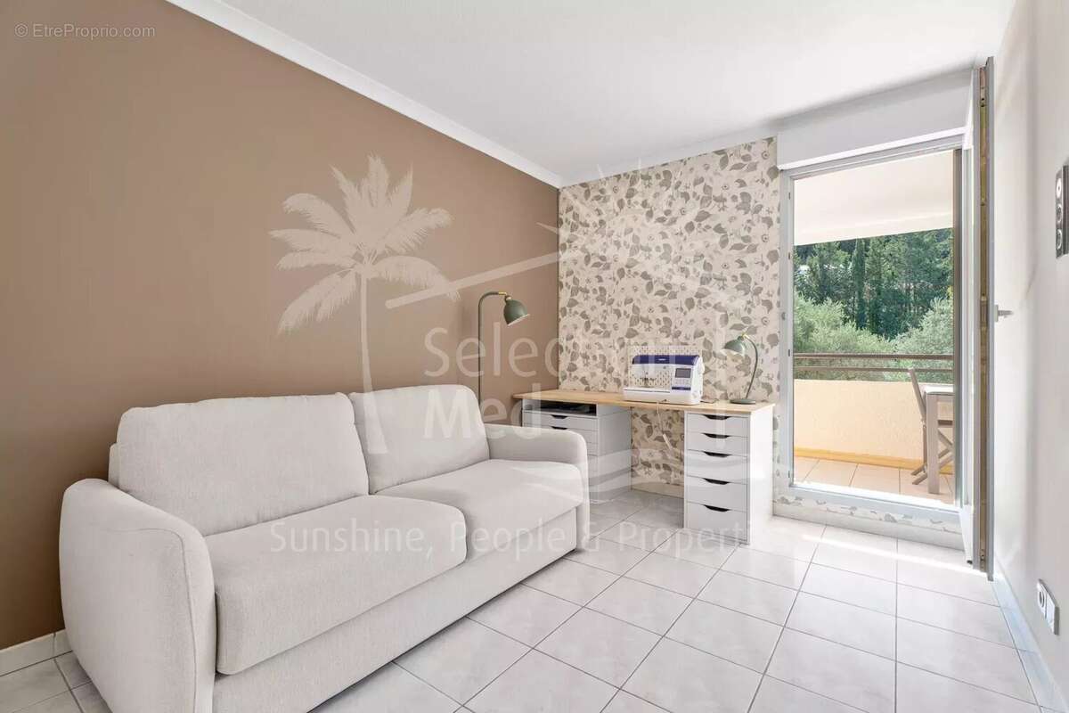 Appartement à MOUGINS