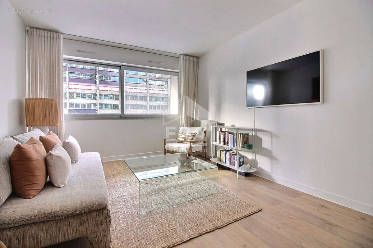 Appartement à CLICHY