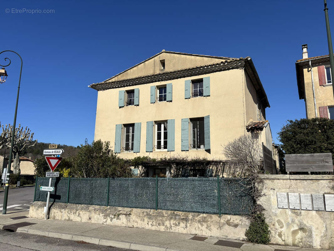 Maison à MALAUCENE