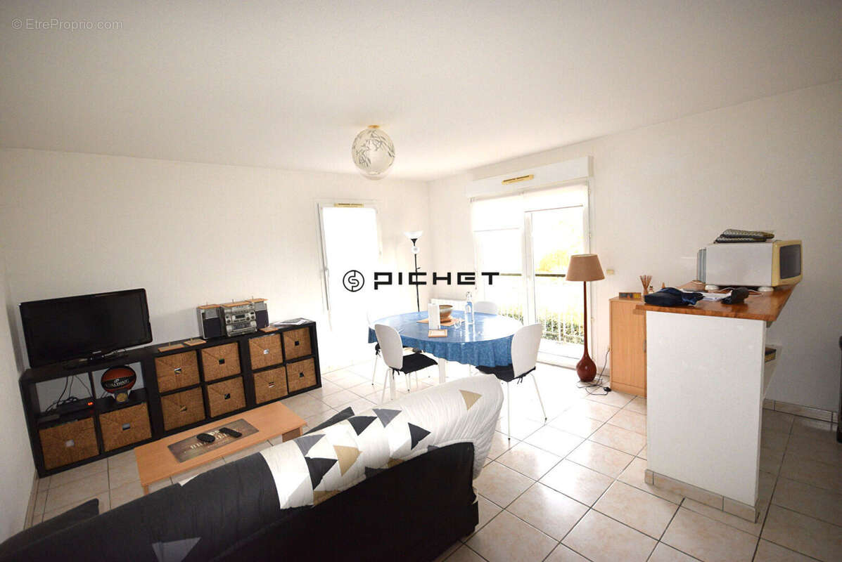 Appartement à CHAURAY