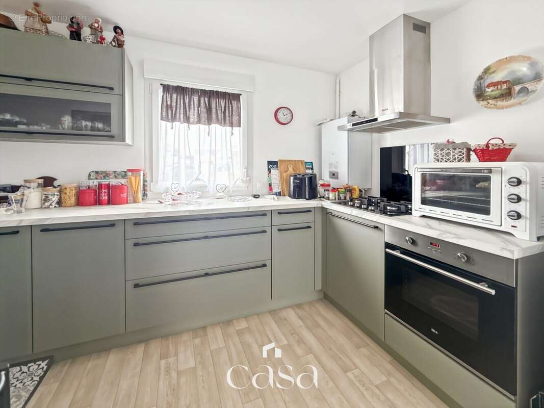 Appartement 54 m² à Eterville  - photo 3