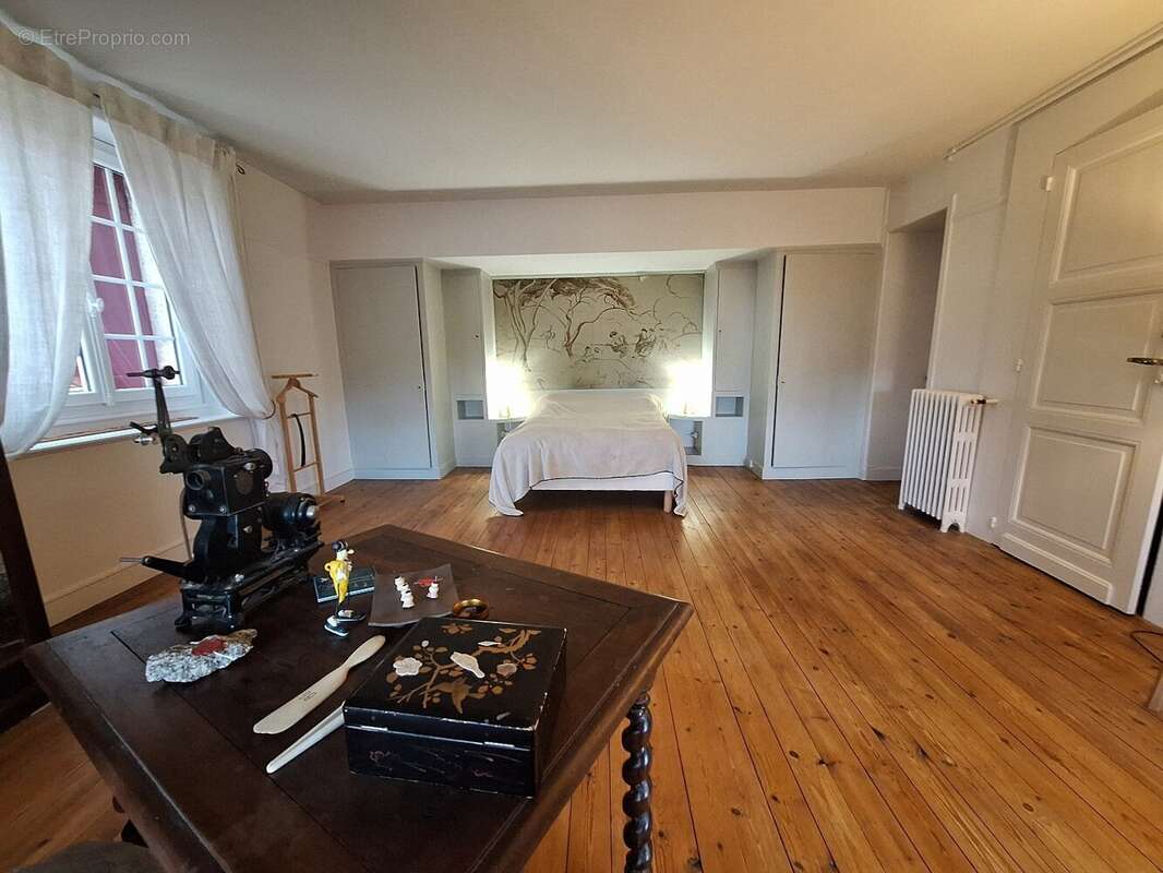Maison à COGNAC