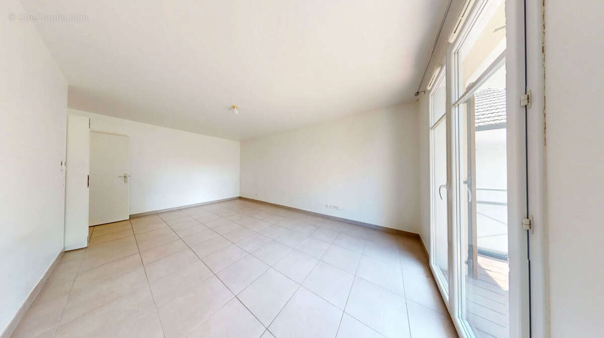Appartement à PONTAULT-COMBAULT
