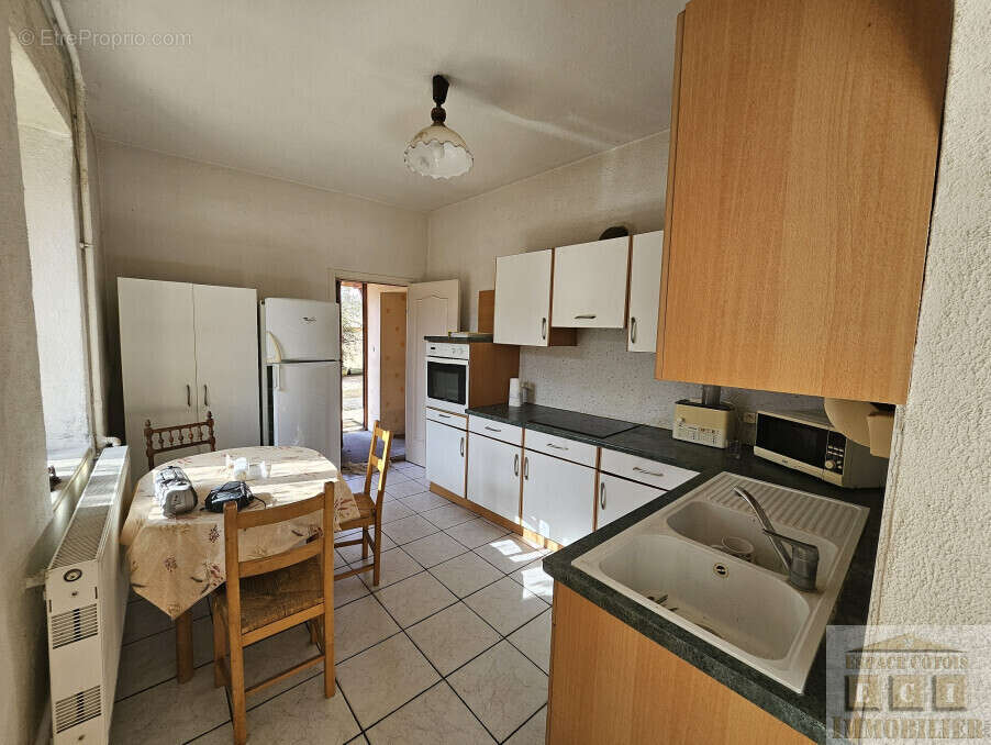 Maison à LA COTE-SAINT-ANDRE