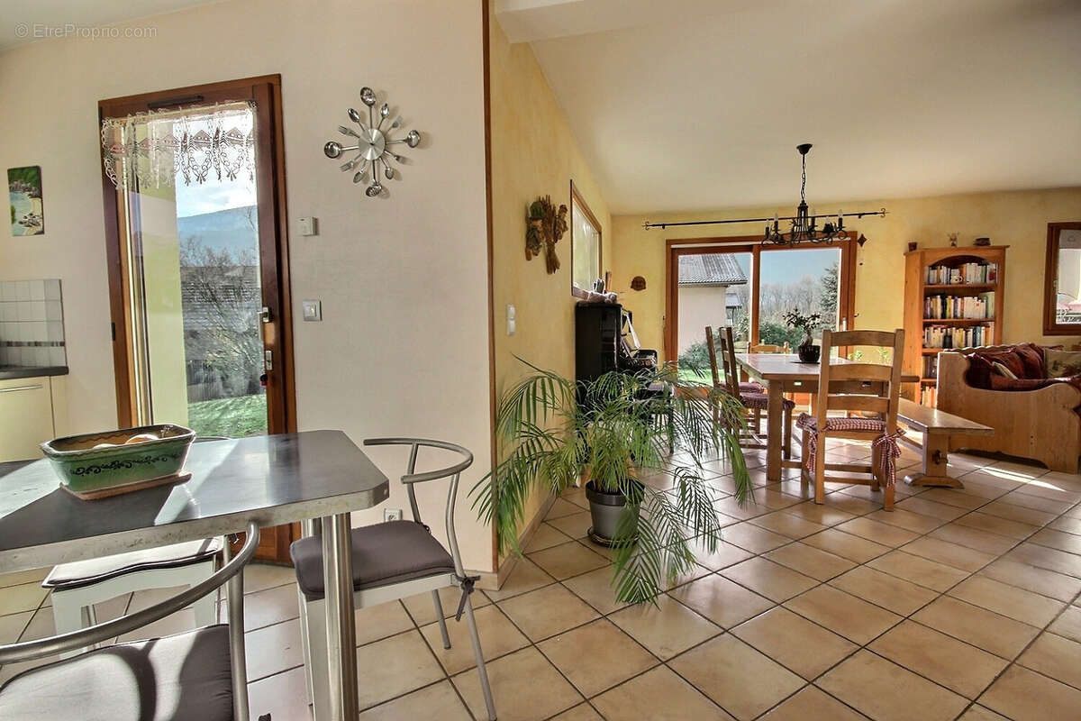 Maison à AYSE