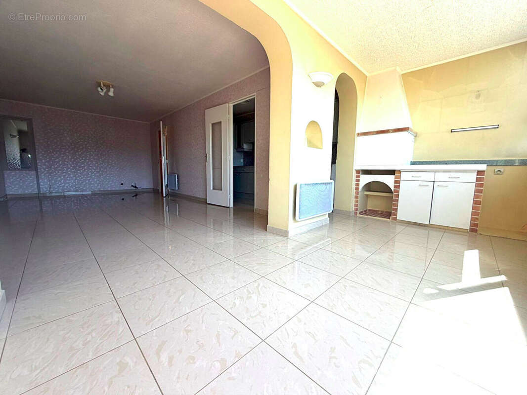 Appartement à PEGOMAS