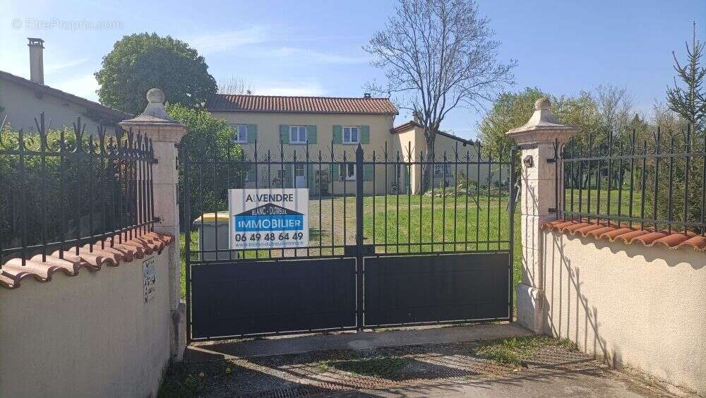 Photo 1 - Maison à MONTBRISON