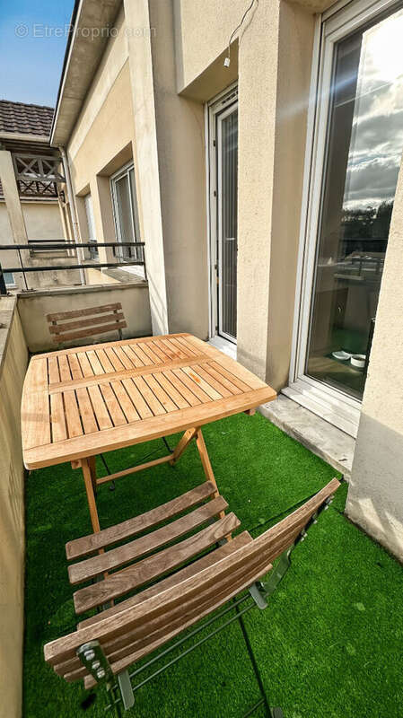 Appartement à MOISSY-CRAMAYEL
