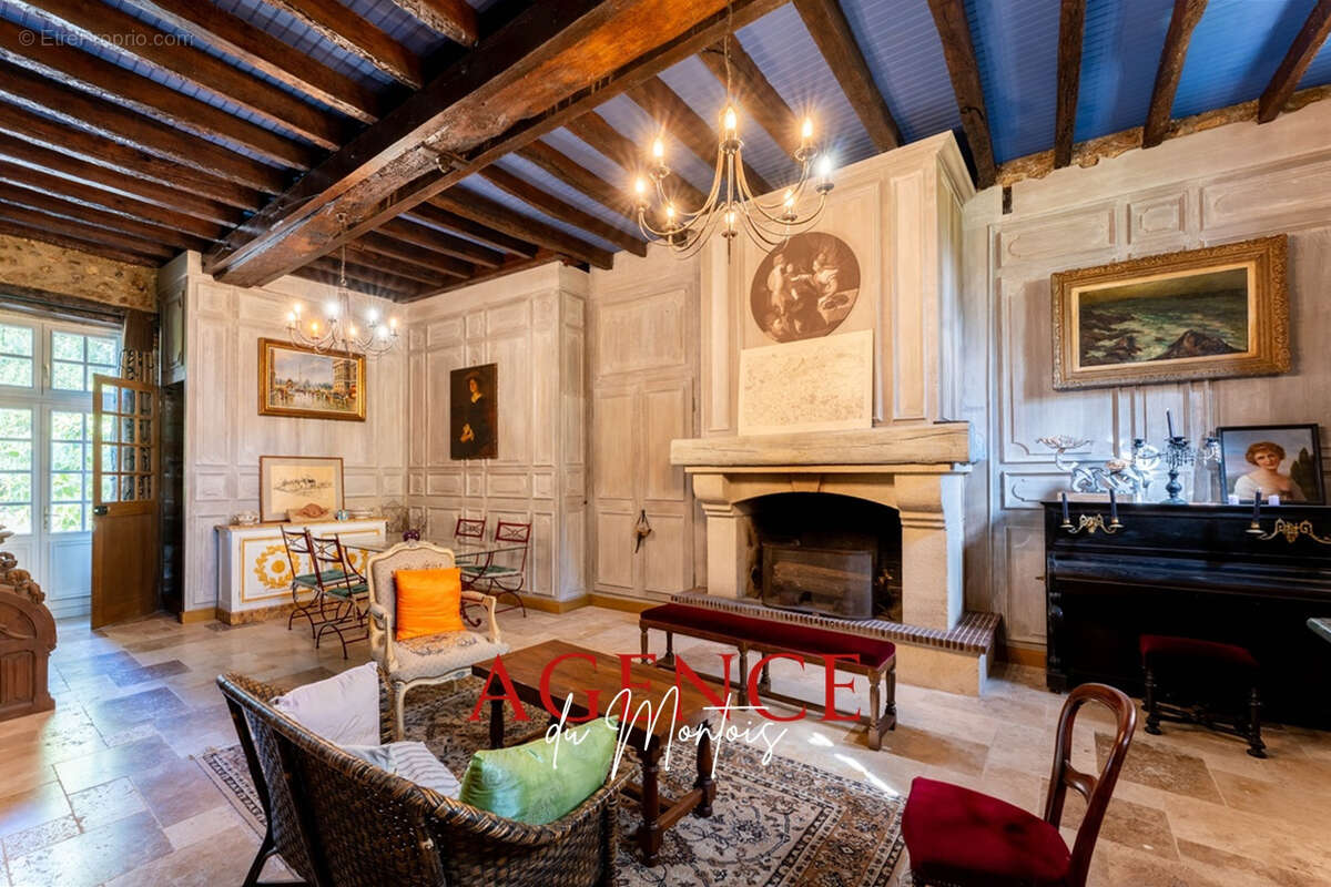 Maison à NOGENT-SUR-SEINE