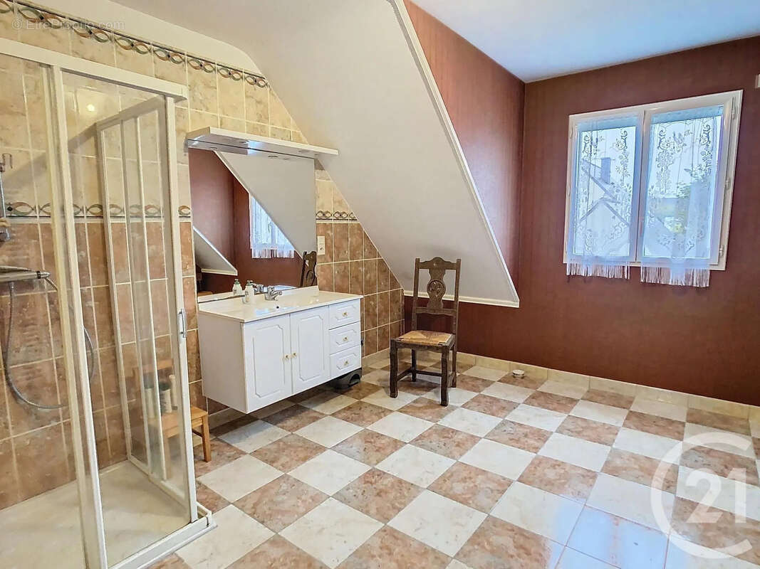 Maison à NIVILLAC