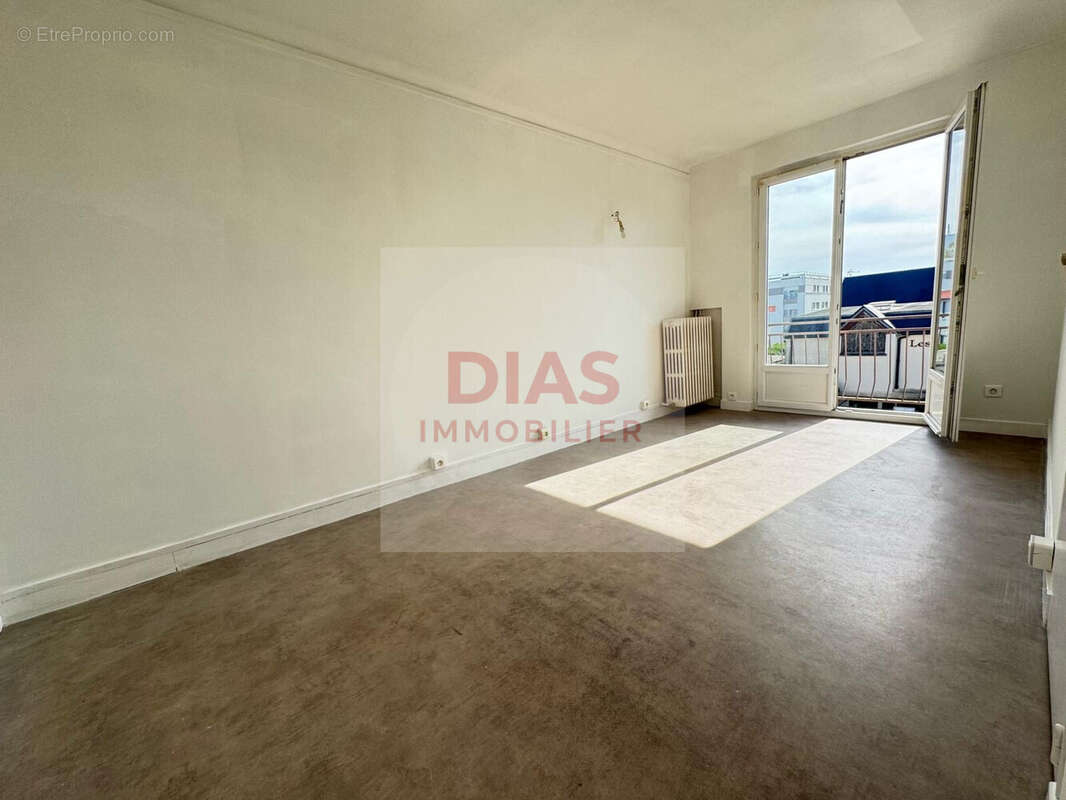 Appartement à PONTAULT-COMBAULT