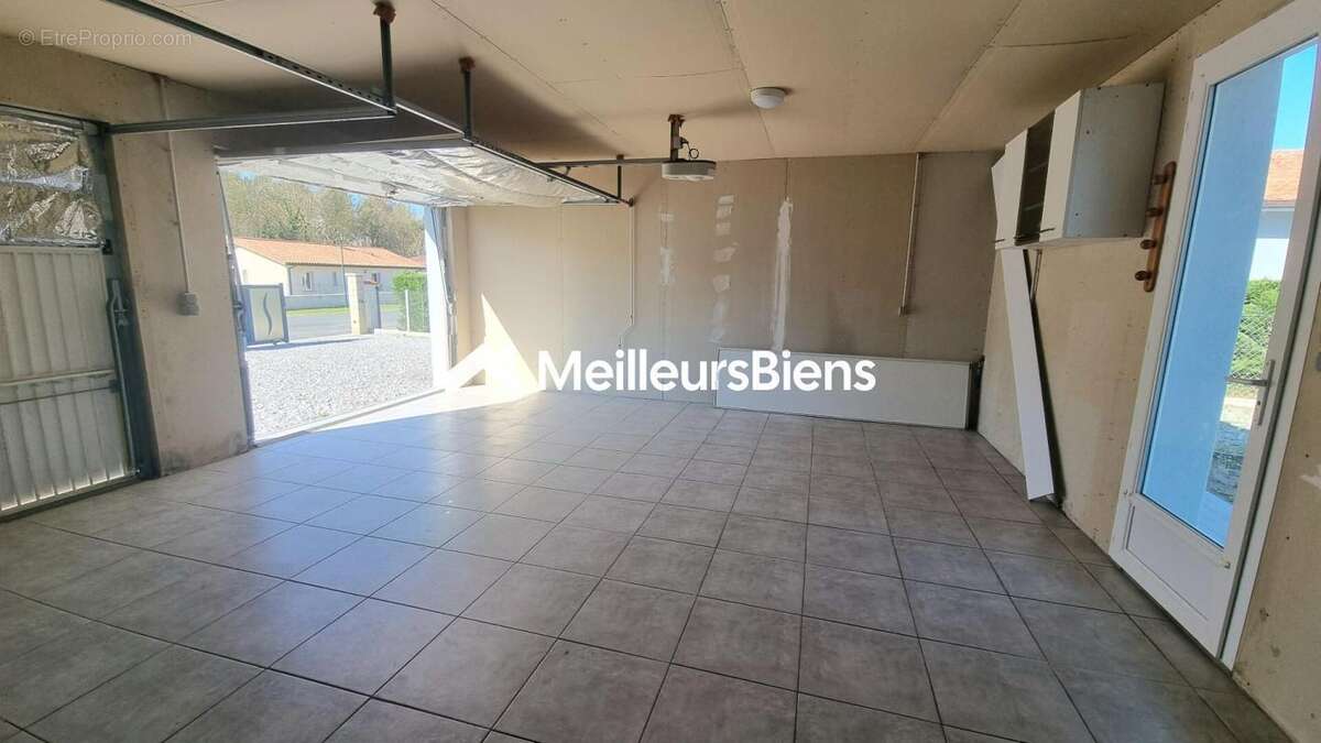 Maison à LEVIGNACQ
