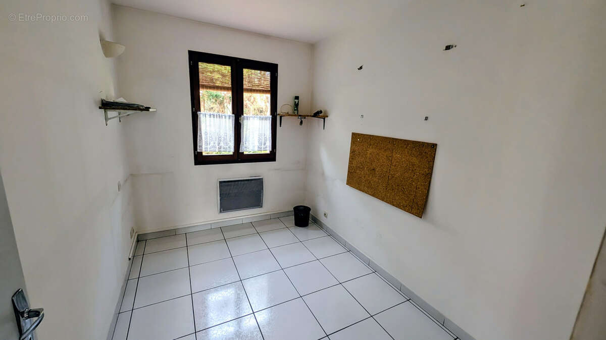 Maison à LAROQUE-DES-ALBERES