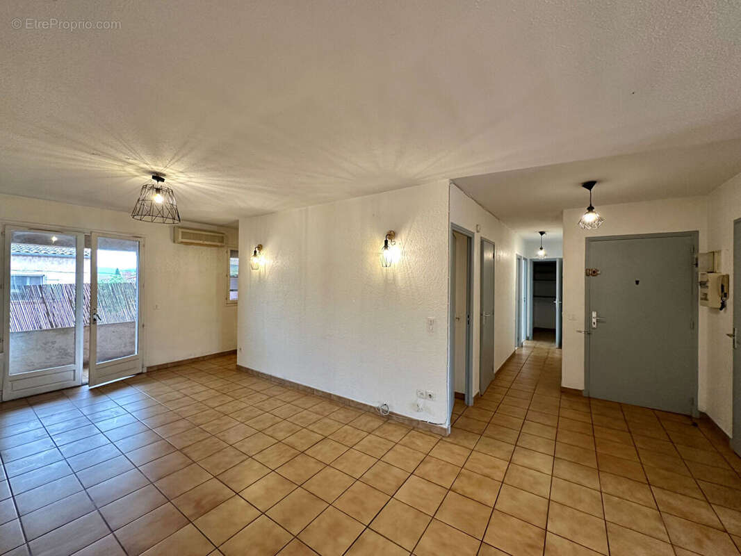 Appartement à LE LUC