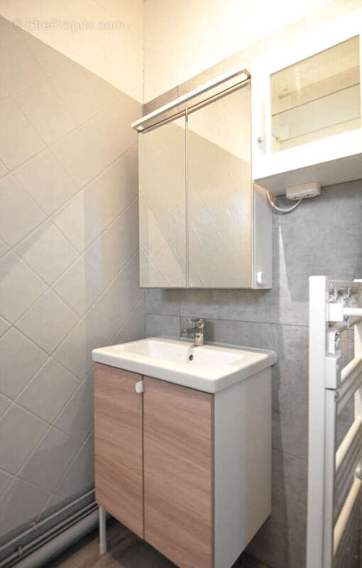 Commerce à CONFLANS-SAINTE-HONORINE