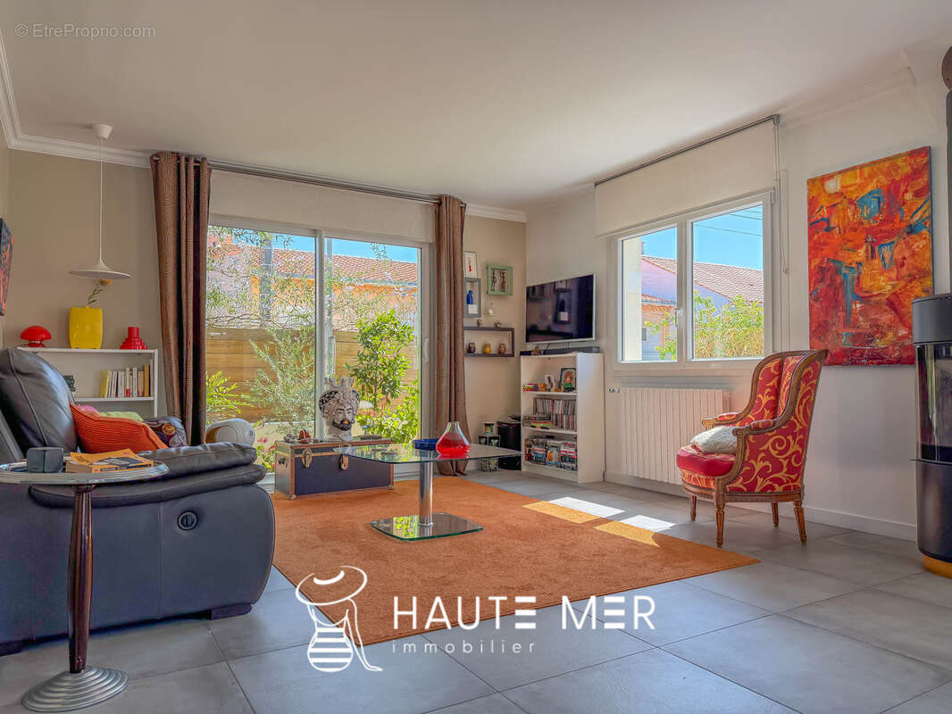 ESCALE - Maison à 500 mètres des Quais de la Chaume - photo 3
