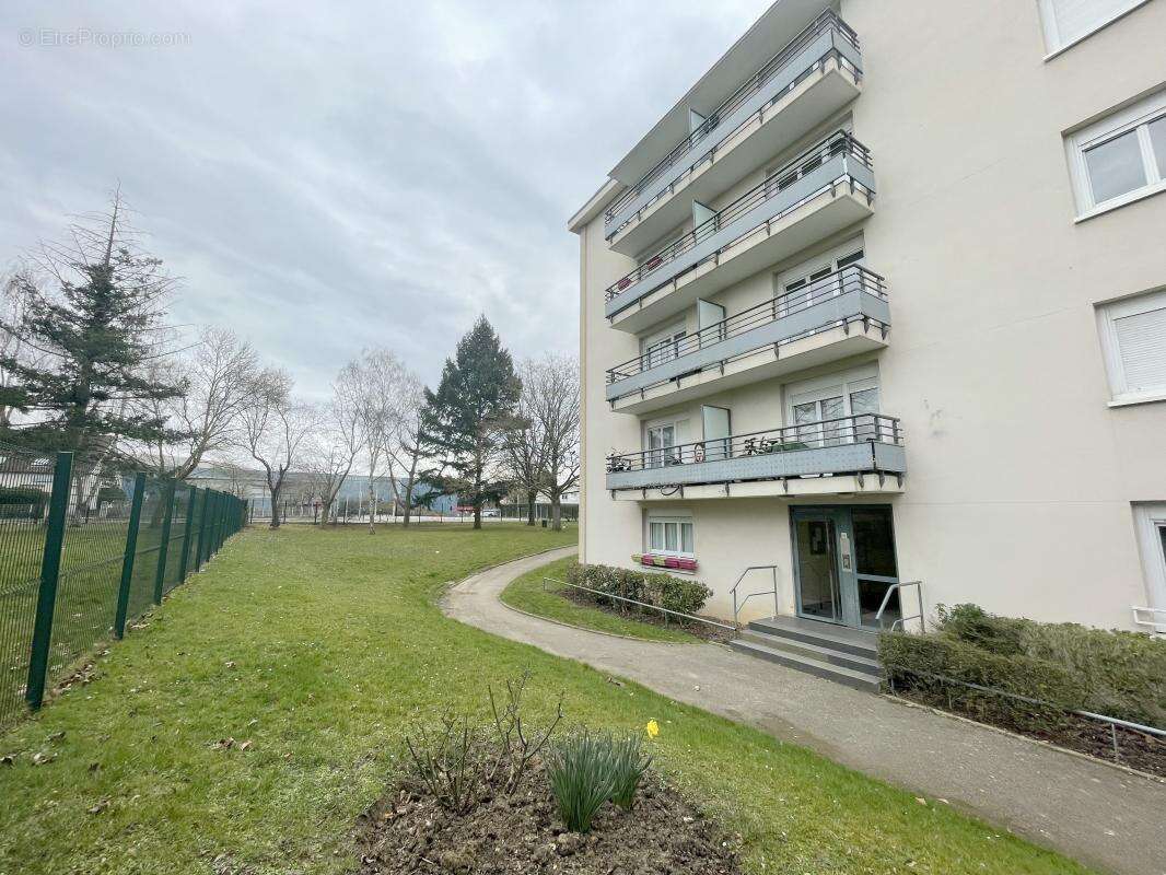 Appartement à PLAISIR