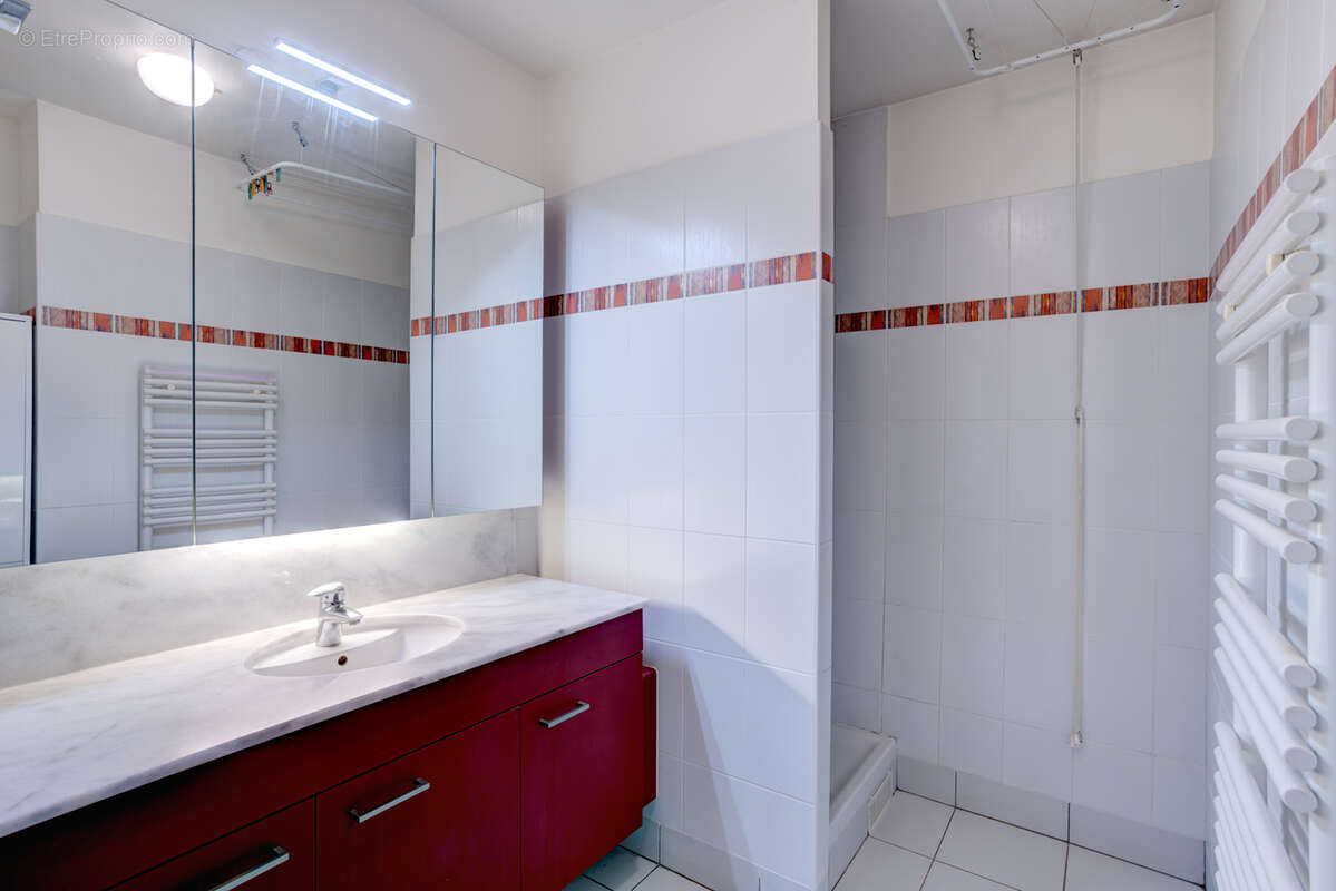 Appartement à VILLE-D'AVRAY