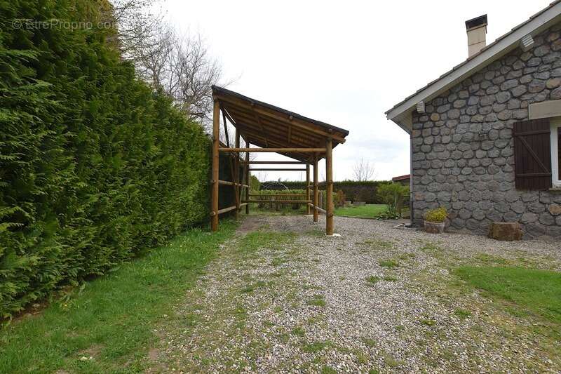85 m² - maison de caractère - St Genest Malifaux - parc exceptionnel - photo 24