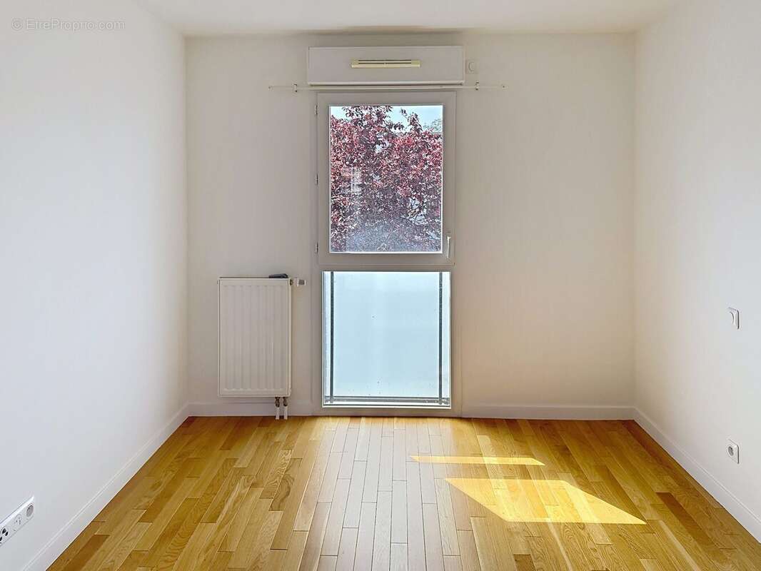 Appartement à NANTERRE