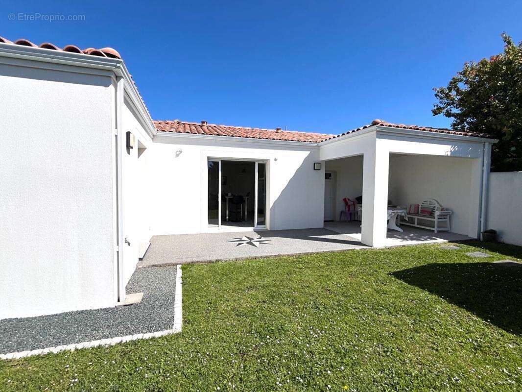 Maison à SAINT-GEORGES-DE-DIDONNE