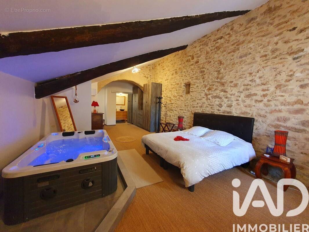 Photo 1 - Maison à FAUGERES