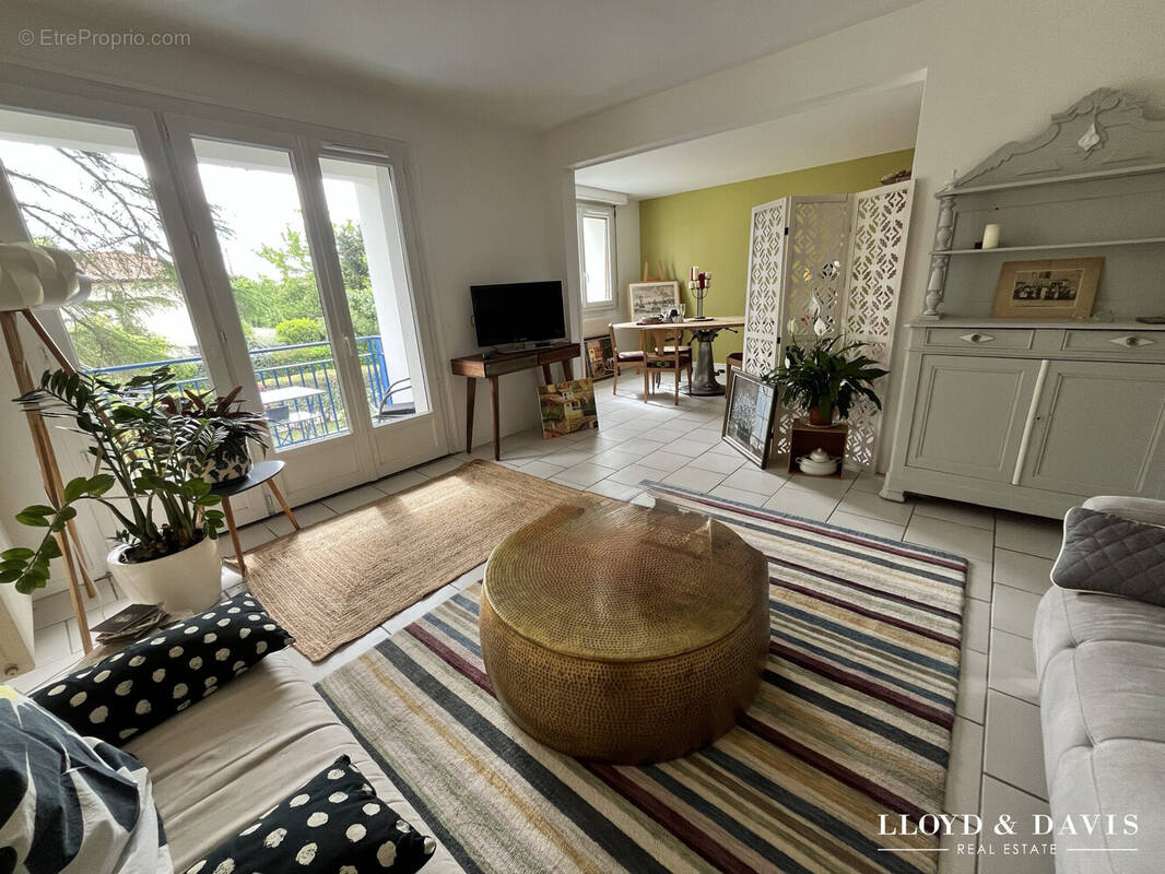 Appartement à BORDEAUX