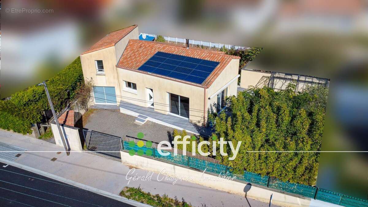 Maison à SAINT-PHILBERT-DE-GRAND-LIEU