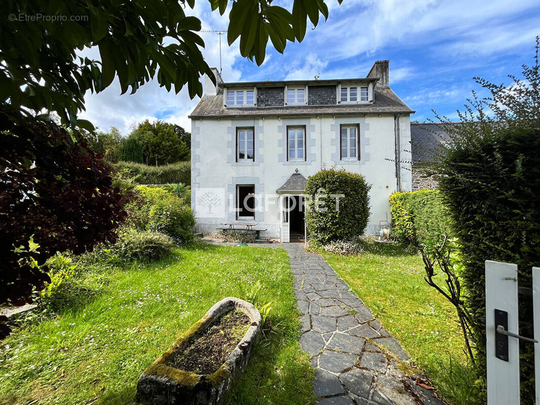 Maison à LANGOAT