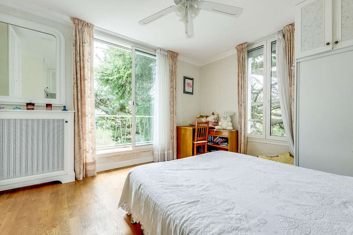 Maison à SAINT-MAUR-DES-FOSSES