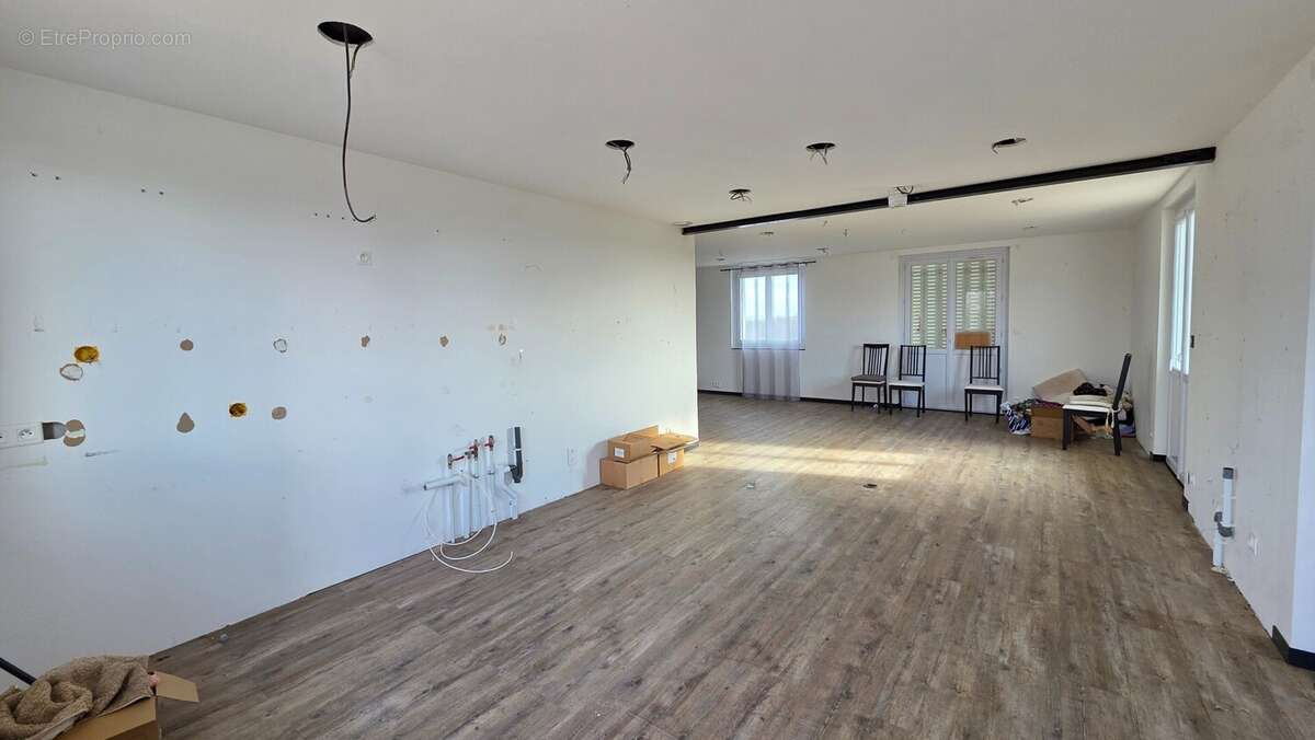 Maison à CHATENOY-LE-ROYAL