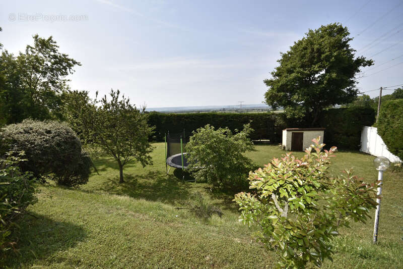 Maison à BELLEGARDE-POUSSIEU