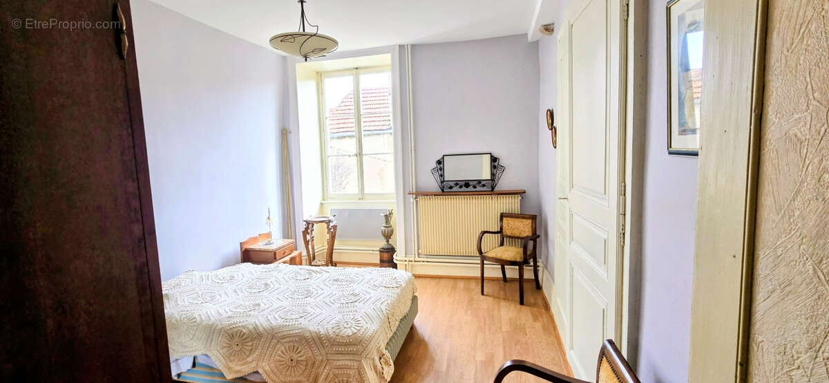 Maison 217 m² à Champlitte  - photo 9