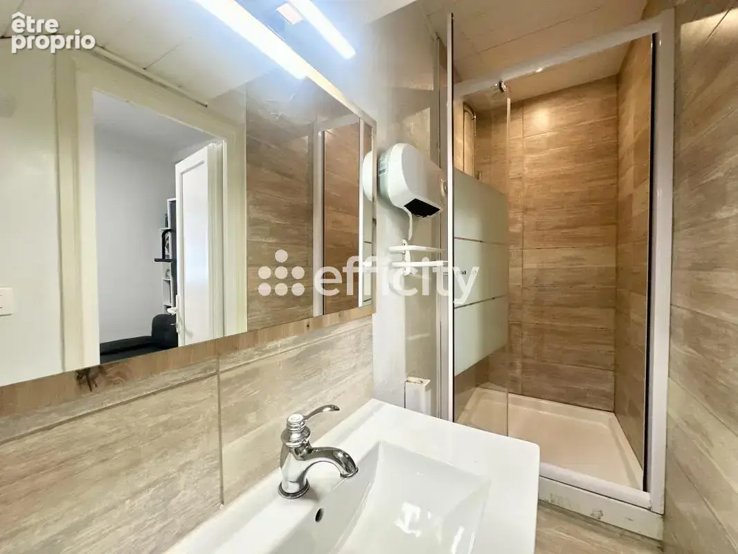 Maison 5 pièces 136 m² à vendre à Berre-L'etang (13130) - photo 9