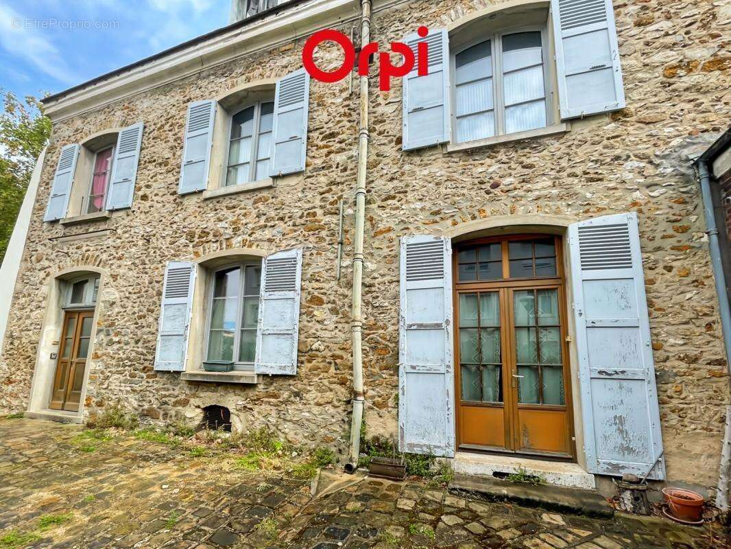 Appartement à ATHIS-MONS