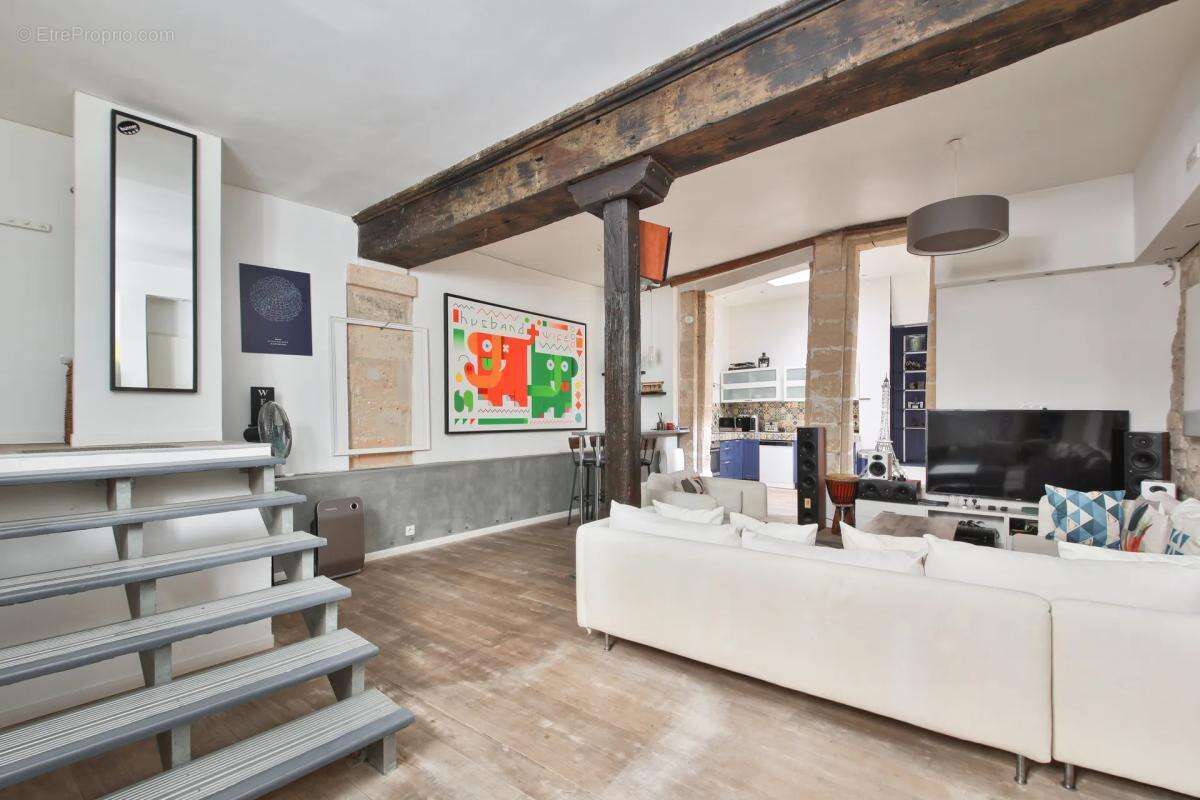 Loft 87 m² Paris 4e - Charme et lumière - photo 2