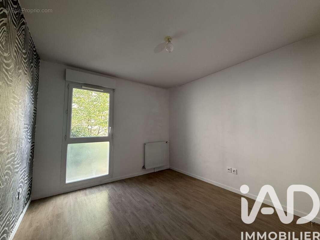 Photo 6 - Appartement à LA COURNEUVE
