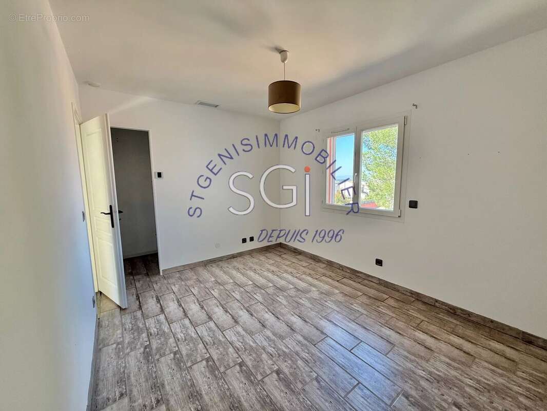 Maison à VILLELONGUE-DELS-MONTS