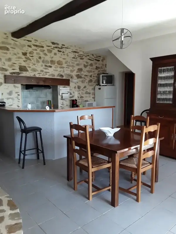Maison en pierres avec belle grange et terrain - photo 6