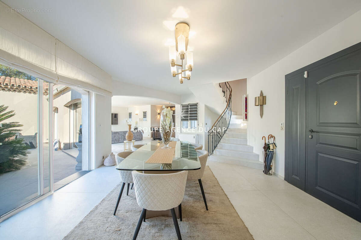 Maison à SAINT-RAPHAEL