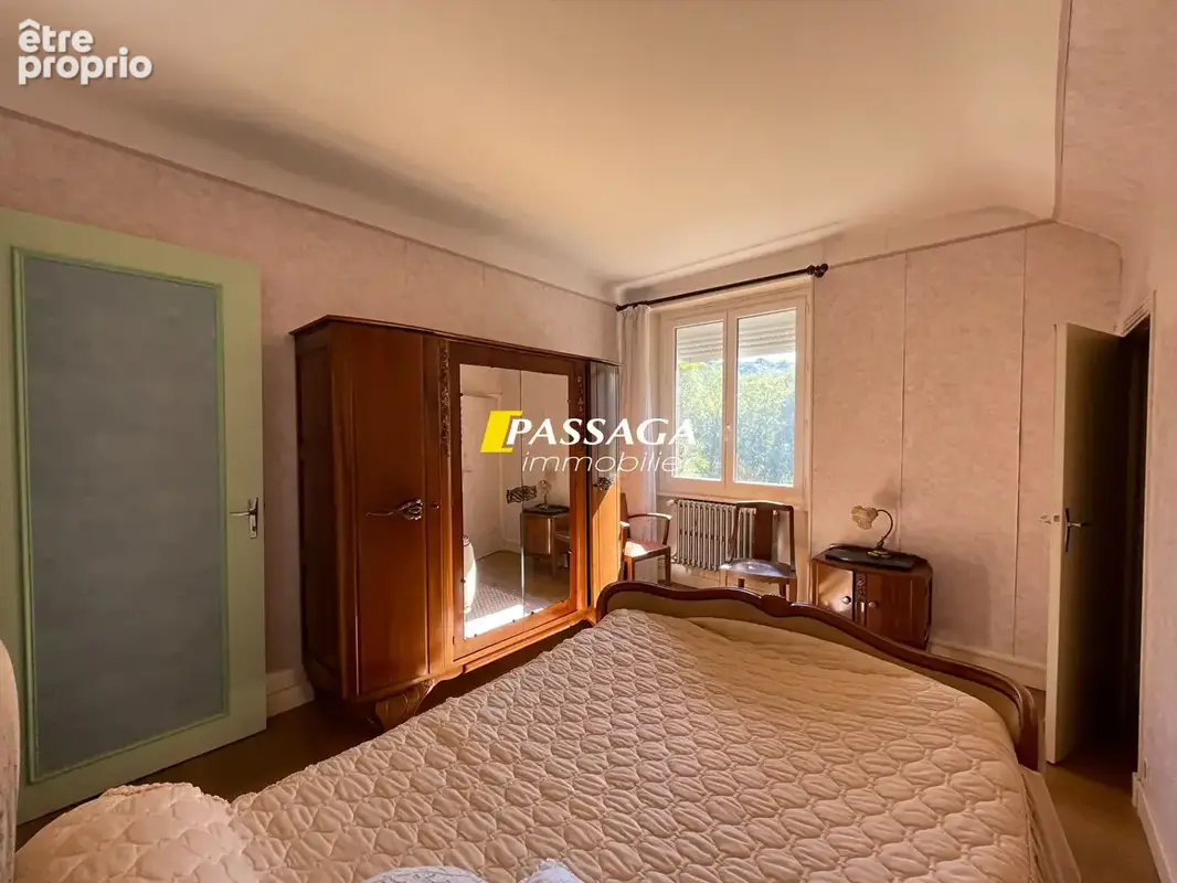A VENDRE - Maison d'habitation avec terrain - MARCILLAC VALLON - photo 10