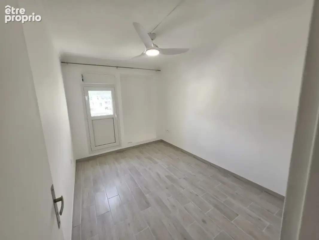 A vendre appartement T4 proche collège Saint Michel - photo 8