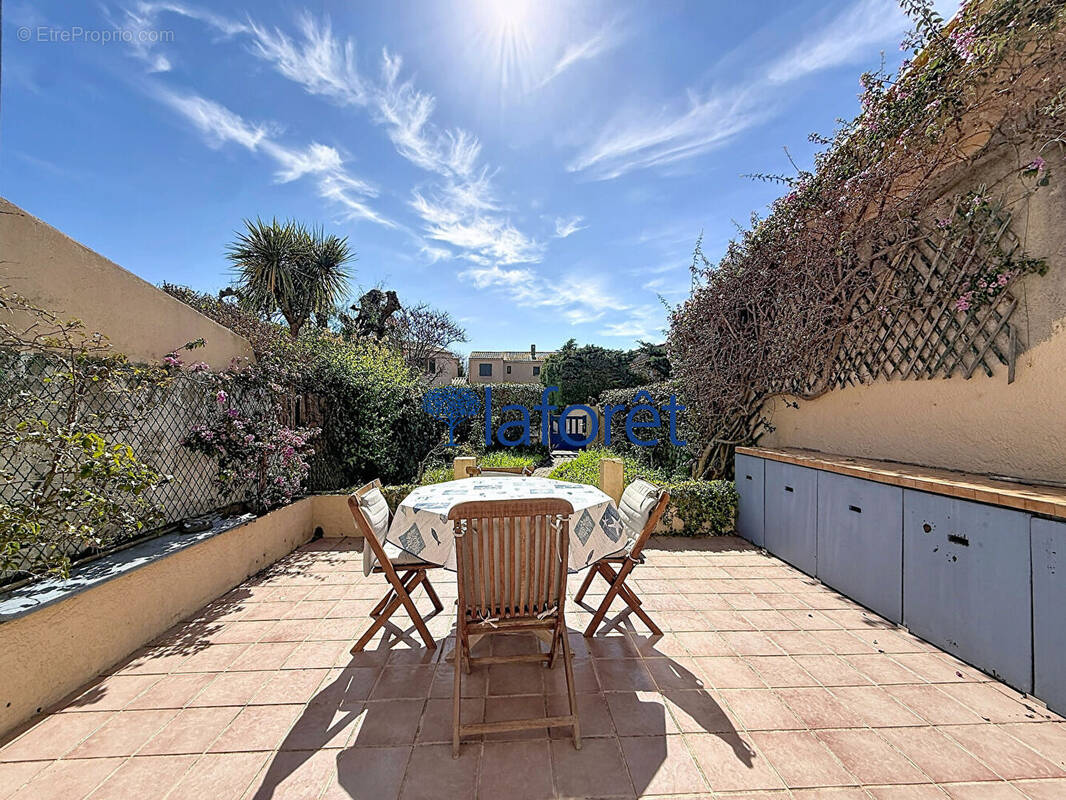 Maison à CARQUEIRANNE