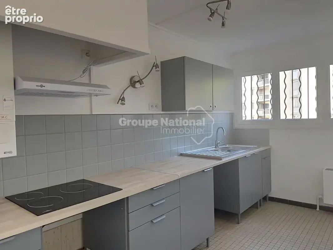 Rognac, Appartement de type 3 avec cave privative - photo 2