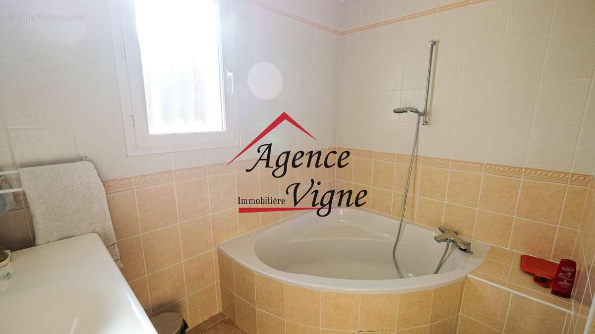 Maison à ROBIAC-ROCHESSADOULE