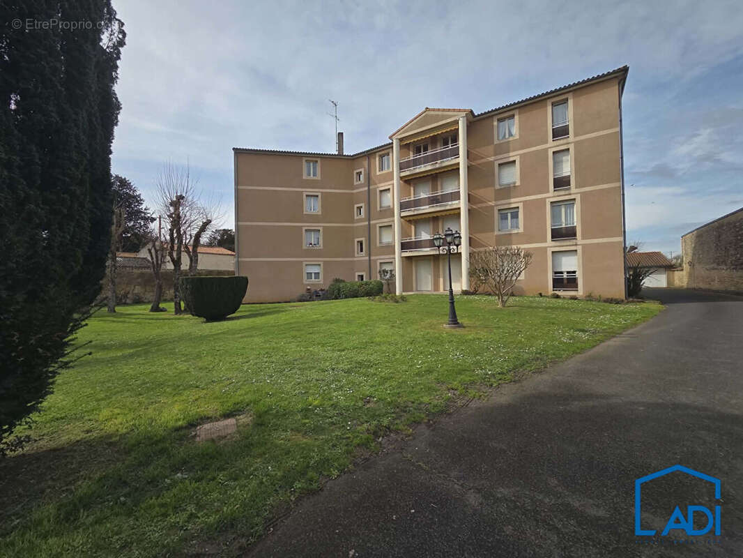 Appartement à SAINT-MAIXENT-L'ECOLE