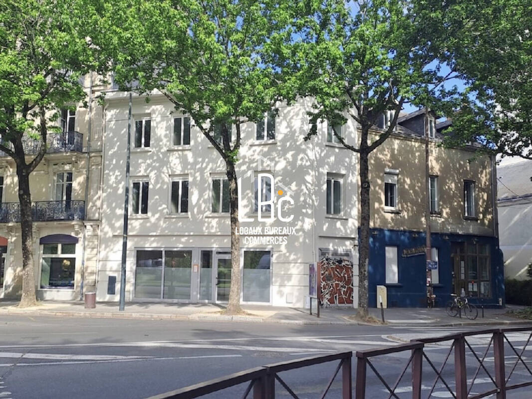 Commerce à NANTES