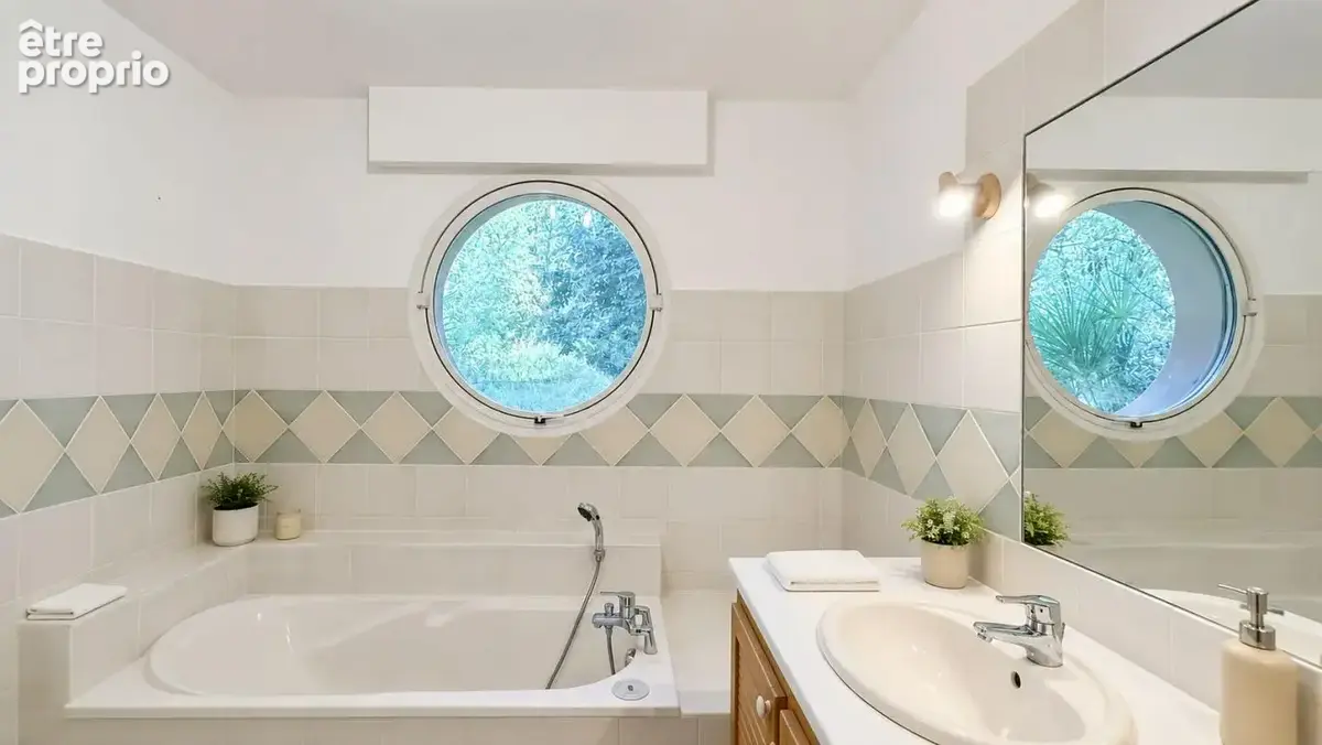 Montélier – maison d’architecte de 202 m² – piscine – parc boisé de 5 266 m² - photo 13