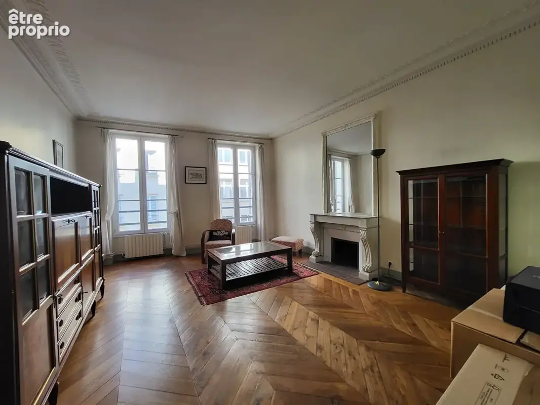Appartement 74m² 4 pièces 75010 Paris - photo 1