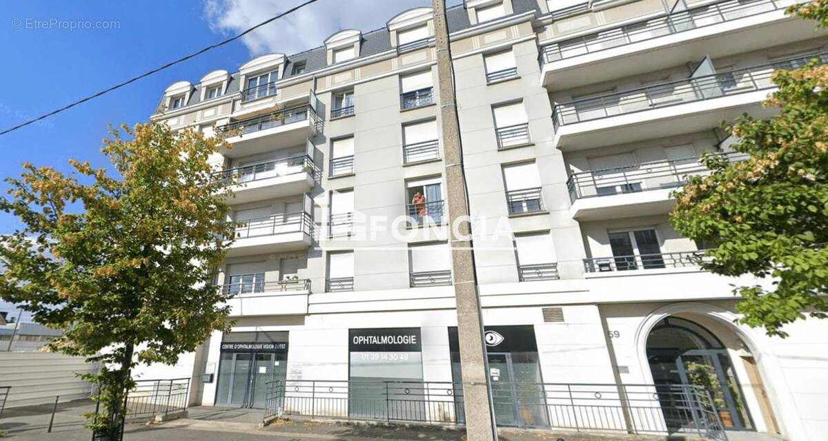 Appartement à SARTROUVILLE